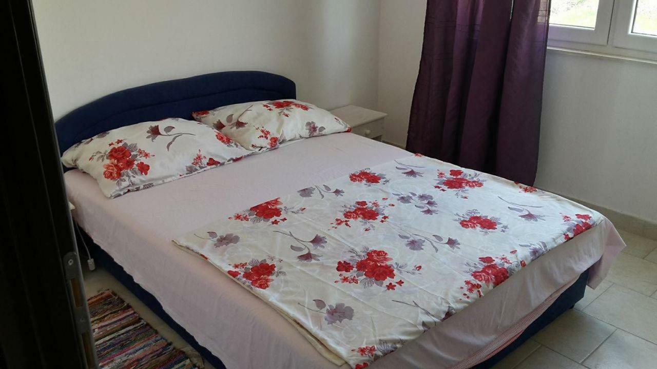 Apartments Luki Трогір Екстер'єр фото