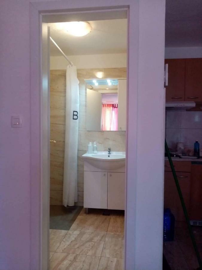 Apartments Luki Трогір Екстер'єр фото